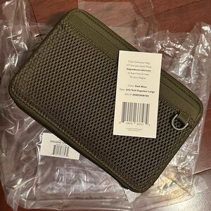DAGNE DOVER ARLO NEOPRENE TECH ORGANIZER **BRAND NEW**